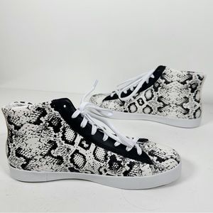 NWB OTBT Hologram‎ in Snake Print High Top Sneaker